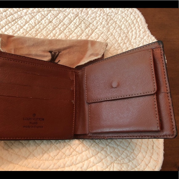 Louis Vuitton Wallet - Picture 5 of 8